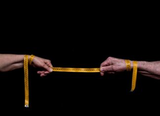 Ile to jest 1 metr sześcienny drewna?