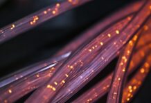 Czy długość kabla ładowarki ma znaczenie?